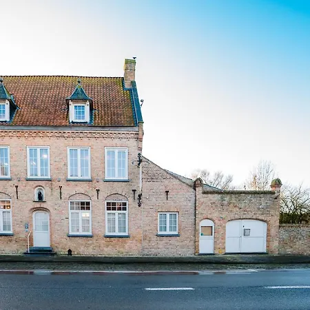 Maison De Juelle 別荘
