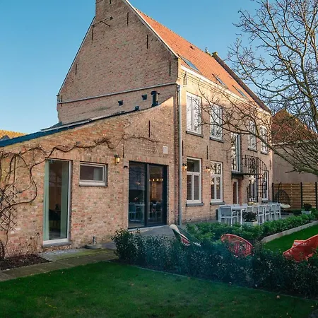 Maison De Juelle